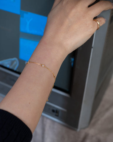 Love Link Bracelet - Gold