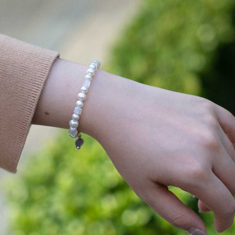Maryann- Moonstone Pearl Bracelet