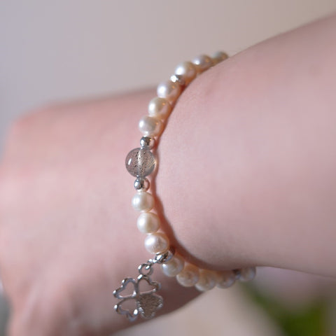 The Moment - Labradorite Fresh Water Pearl Bracelet